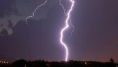 BUJIČNE POPLAVE I TORNADO PRETE REGIONU: Evropa na udaru snažne superćelijske oluje, prognoze nisu dobre (FOTO)