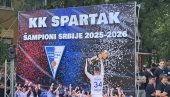 SUBOTICA DOČEKALA ŠAMPIONE! Slavlje navijača i košarkaša Spartaka nakon osvojene KLS