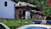 ПРВИ СНИМАК СА ЛИЦА МЕСТА: Младић убио старца секиром у центру Београда, па сам позвао полицију (ФОТО/ВИДЕО)