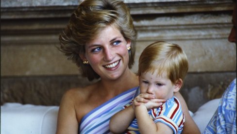 НИКАД ВИЂЕНО ПИСМО ПРИНЦЕЗЕ ДАЈАНЕ: Желела бољу комуникацију међу синовима, а данас је истина још тужнија