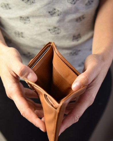 PRIPAZITE NA SVOJ NOVČANIK: Ovim horoskopskim znacima leto donosi finansijski haos
