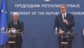 ОБРАЋАЈУ СЕ ВУЧИЋ И КОШТА (ВИДЕО)