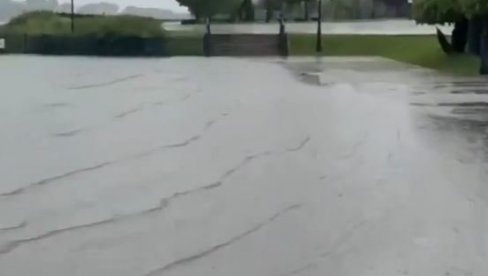 PROGLAŠENO VANREDNO STANJE: Zastrašujući snimci - U toku je evakuacija stanovništva, pukla brana na reci Kuban u Rusiji (VIDEO)