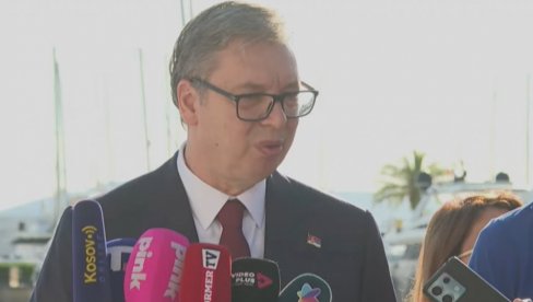VUČIĆA OČEKUJU BROJNI DIPLOMATSKI SUSRETI: Makron, Ursula fon der Lajen...