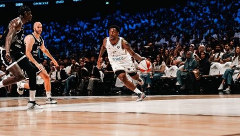 PARTIZAN IZGUBIO U FINALU ABA LIGE! Dubai šokirao crno-bele na startu finalne serije (FOTO)