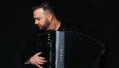 SVIRAO SAM DOK MI JE SRCE BILO SLOMLJENO: Borko Radivojević o smrti najmilijih, estradi i svadbi sa koje je mlada pobegla (FOTO)