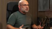 NOVI ŽUTI TAJKUNSKI NAPAD NA VERNIKE: Pojas, 800.000 ljudi na Vračaru, za njih su samo obični performans (VIDEO)