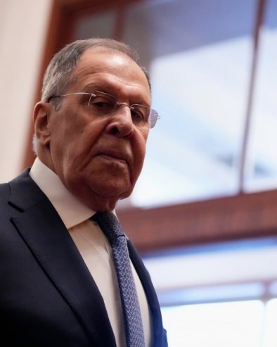 LAVROV ODGURNUO NOVINARA U INDIJI, PA SE NAŠALIO Treniram, bavim se sportom, sam proceni