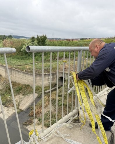MENJAJU OGRADU NA MOSTU: Posle apela žitelja, majstori na delu Smederevskog puta kod Boleča