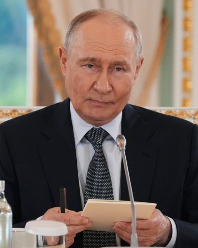РУСКЕ СНАГЕ НАПРЕДУЈУ НА СВИМ ПРАВЦИМА! Путин никад јаснији: Непријатељ није у стању да обузда овај притисак