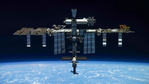 RUSKI KOSMONAUTI NA MSS: Sanirano prvo mesto curenja vazduha, u toku priprema za zatvaranje drugog