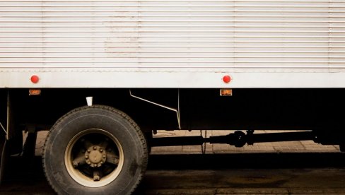 AUTO-MOTO SAVEZ SRBIJE: Na graničnom prelazu Batrovci teretna vozila čekaju pet sati na izlaz