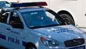 OTAC MONSTRUM DRŽAO DETE KAO TAOCA: Spustio trogodišnju ćerkicu kroz prozor i pretio klanjem (UZNEMIRUJUĆI VIDEO)