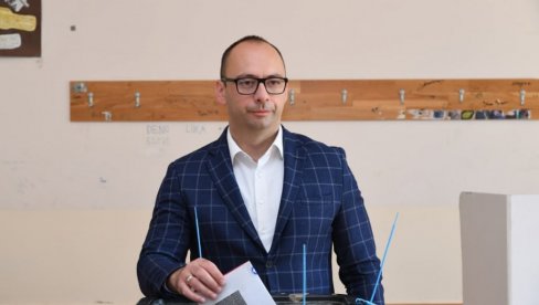 Igor Simić glasao u severnom delu Kosovske Mitrovice