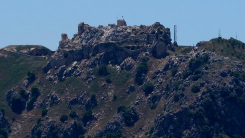 IZRAELSKA VOJSKA KOD KRSTAŠKOG ZAMKA BOFORT: Pronašli smo tunele, Hezbolah više neće moći da ih koristi