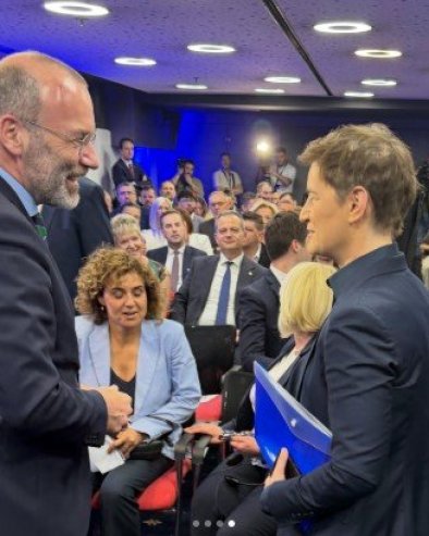 VELIKA ZAHVALNOST EPP NA POZIVU Brnabić: Mi iz SNS nastavljamo da radimo na evropskom putu Srbije (FOTO)