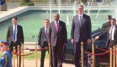 SVEČANI DOČEK ISPRED PALATE SRBIJA: Vučić ugostio predsednika Angole (VIDEO)
