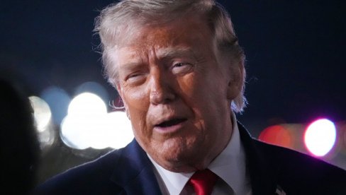 НИЈЕ ТО ВЕЛИКА СТВАР Трамп имао језив коментар на обарање хеликоптера САД изнад Ормуза
