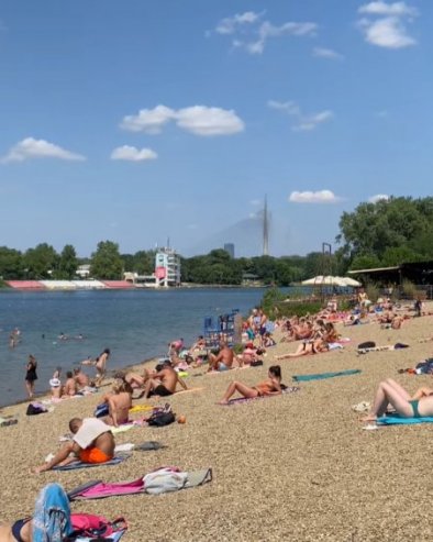 ОД ДАНАС И ЗВАНИЧНО У ВОДУ: Отворена купалишна сезона на Ади Циганлији, ево колико кошта дан на Београдском мору