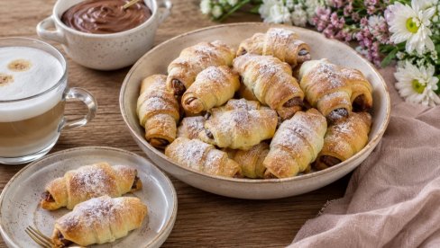 KIFLICE IZ BAKINE KUHINJE: Miris domaće tradicije uz šoljicu kafe