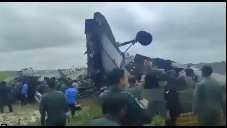 ХАОС У ВОЈНОЈ БАЗИ: Авион ратног ваздухопловства у пламену (ВИДЕО)