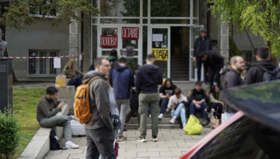 HAOS MEĐU BLOKADERIMA! Traže krticu, svi sumnjaju jedni na druge