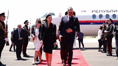 VUČIĆ SVEČANO DOČEKAN U TBILISIJU: Crveni tepih za predsednika, počinje niz važnih susreta s državnim vrhom Gruzije (FOTO)