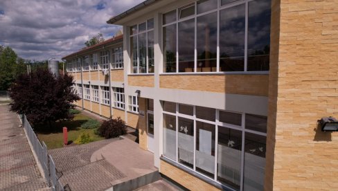 OGLASILO SE TUŽILAŠTVO O SLUČAJU U MRČAJEVCIMA: Dečak preživeo stravično nasilje u školi, pokrenut postupak protiv dva maloletnika