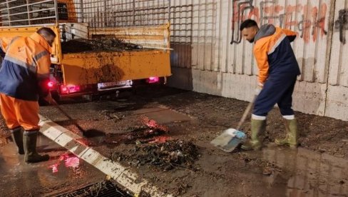 Екипе Чистоће појачаним капацитетима радиле на санацији последица невремена