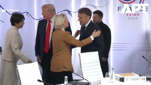 ТРАМП И ЗЕЛЕНСКИ ЛИЦЕМ У ЛИЦЕ, СВИ ЧЕКАЛИ ЊЕГОВУ РЕАКЦИЈУ, А ОНДА ЈЕ УСКОЧИО МАКРОН: Сцена са самита Г7 обишла свет (ФОТО/ВИДЕО)