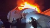 АВИОН ПАО НАСРЕД АУТО-ПУТА И ИЗГОРЕО: Путници искакали кроз прозоре - има мртвих (ВИДЕО)