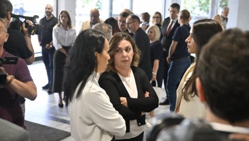 POSTUPAK ZATVOREN ZA JAVNOST: Počela nova parnica protiv Vladimira i Miljane Kecmanović