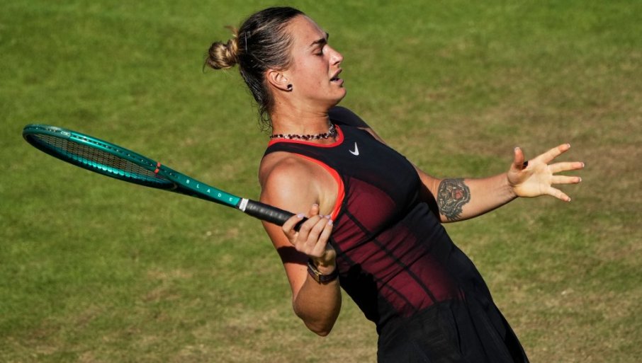 IZNENAĐENjE U BERLINU: Arina Sabalenka eliminisana u polufinalu!