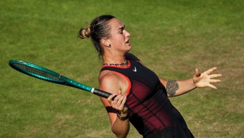 SABALENKA UZ MALO MUKE PROŠLA DALJE: Beloruskinja savladala Amerikanku i plasirala se u 3. kolo Vimbldona