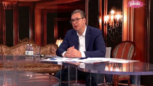 ЖУРИЛО ИМ СЕ ДА ИЗАЗОВУ РАТ У СРБИЈИ: Председник Вучић, у заједничкој специјалној емисији три телевизије, о звучном топу