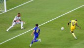 BOMBA NA BOMBONJERI: Boka dovela iskusnog napadača