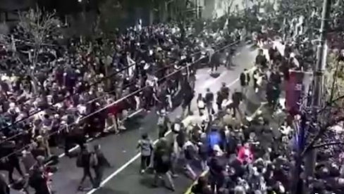 SKANDAL! Procureo dokument! Blokaderi od svih kandidata traže apsolutnu poslušnost!