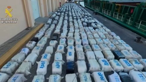 РЕКОРДНА ЗАПЛЕНА ДРОГЕ У САЛВАДОРУ: Преко 6,5 тона кокаина одузето током две поморске операције у Тихом океану