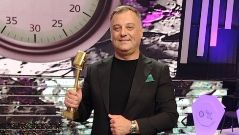 ŽIVOT MI SE PROMENIO: Viktor Dimitrievski mislio da je takmičenje za njega gotovo, a danas podigao pobedničku statuu (FOTO)