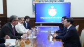 ВУЧИЋ СЕ САСТАО СА ЈЕДНИМ ОД НАЈВЕЋИХ СТРУЧЊАКА ЗА AI: Председник разговараo са Кај-Фу Лијем