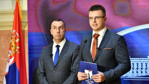 ЗБОГ НАЈГРУБЉЕГ КРШЕЊА ПОСЛОВНИКА: Парандиловић и Нинковић удаљени са седнице на 20 дана