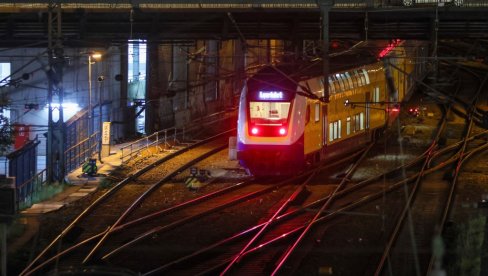 ŽELEZNIČKA STANICA HITNO EVAKUISANA: Na pruzi pronađen eksploziv?
