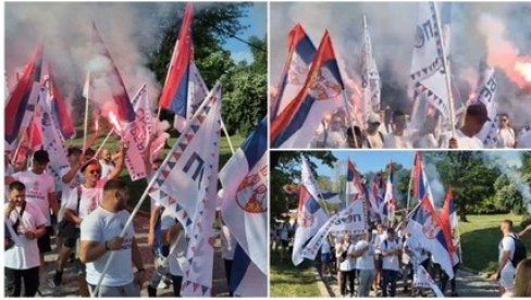 SRPSKI NARODE, PREDSEDNIČE VIDIMO SE U BEOGRADU Novosađani krenuli pešice put prestonice s Petrovaradina! (FOTO/VIDEO)