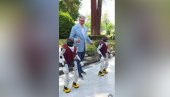 ВУЧИЋ ЗАИГРАО МОРАВАЦ СА РОБОТИМА: Председник на фантастичан начин позвао грађане на велики скуп 27. јуна! (ВИДЕО)