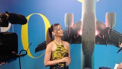 МИЛИЦА ПАВЛОВИЋ ОБЈАВИЛА НОВИ АЛБУМ ЦАКА КОЈИ ПРЕДСТАВЉА ЊЕНИХ ДОСАШЊИХ СТО ЖИВОТА