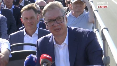 ВУЧИЋ РАСКРИНКАО БЛОКАДЕРЕ: Они којима је прво пало на памет да су украдене паре од ауто-пута, крећу се у границама сопствене покварености