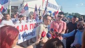 ПЕТКОВИЋ ЗА НОВОСТИ: Док је Вучићеве политике мира, стабилности и развоја земље, политика блокадера мржње и лажи нема шансе