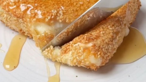 GRČKI SPECIJALITET KOJI MORATE DA PROBATE, A PRAVI SE ZA ČAS: Najukusniji način da poslužite fetu ovog leta! (RECEPT)