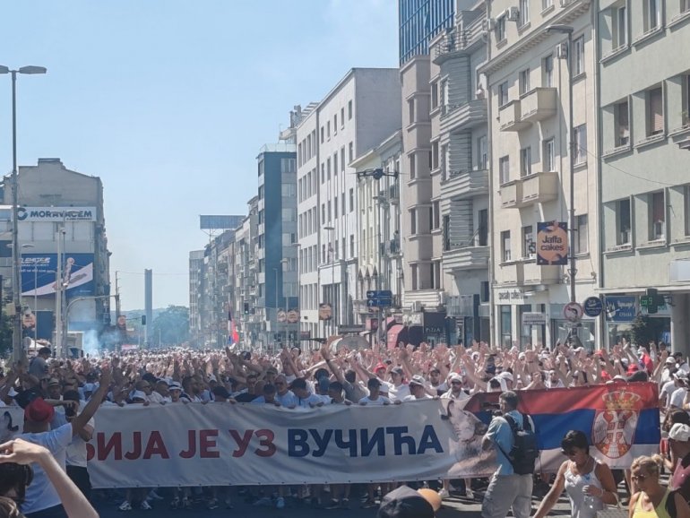 (Uživo) Srbija jedna porodica: Prelepe slike iz Beograda! Srbija se ujedinila (FOTO/VIDEO)