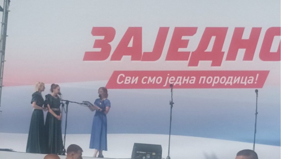 KONCERT SESTARA GOBOVIĆ: Veličanstveni skup "Srbija jedna porodica" (VIDEO)